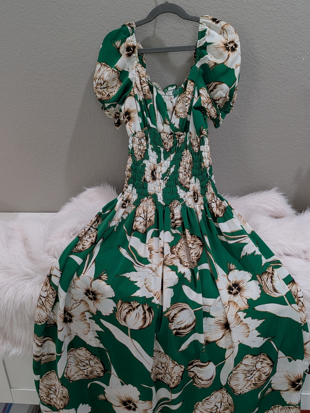 Green Floral Puff-Sleeve Midi Dress Size Small